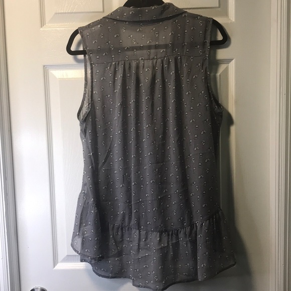 Woman’s gray top w/ bunnies size XXL by Mossimo - Picture 5 of 8